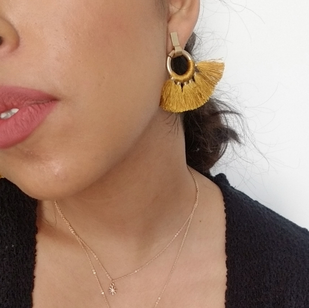 IN THE FIELDS MUSTARD GOLD EARRINGS - Picture 2 of 4